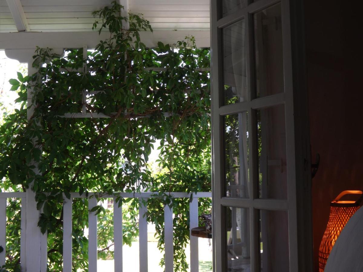 A&V'S Home Agioi Apostoloi  ภายนอก รูปภาพ