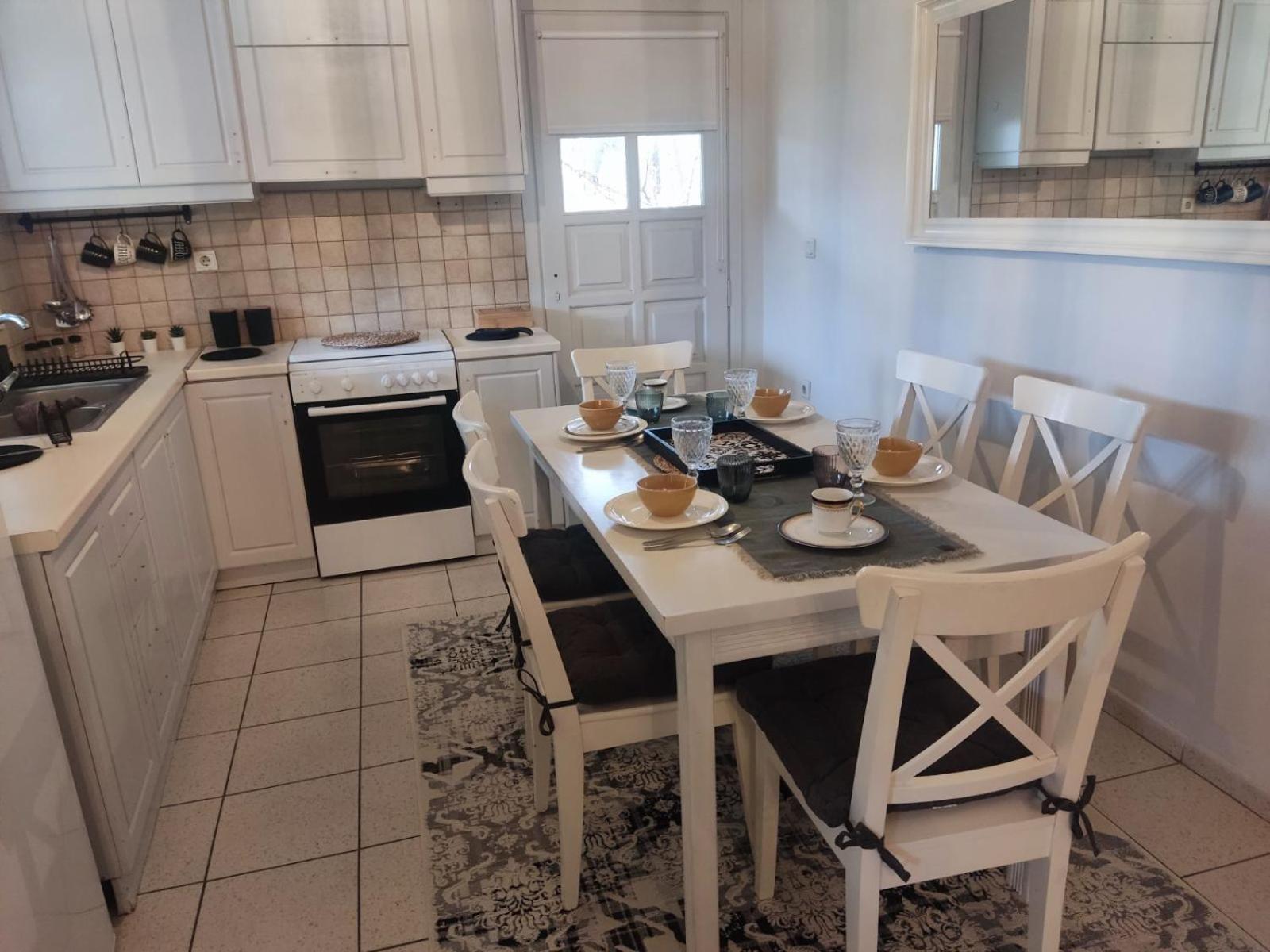 A&V'S Home Agioi Apostoloi  ภายนอก รูปภาพ